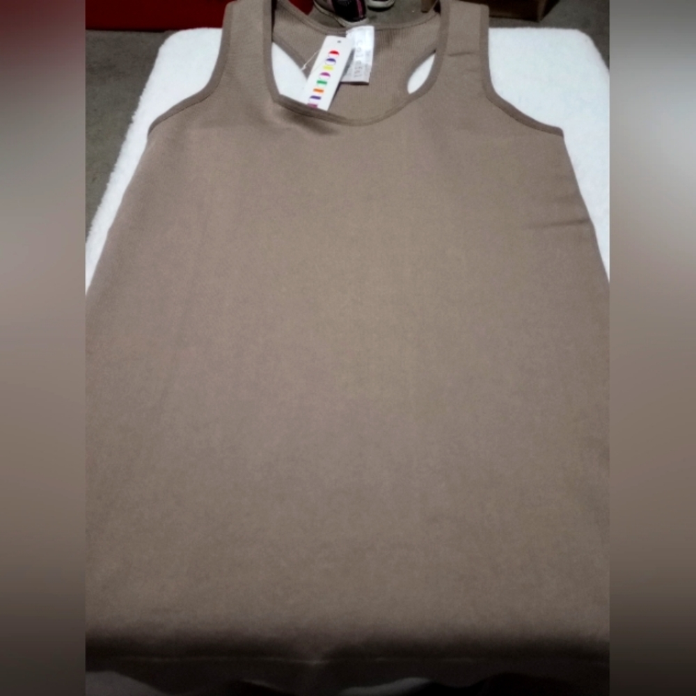 Tank Top Size:OS Coffee color
